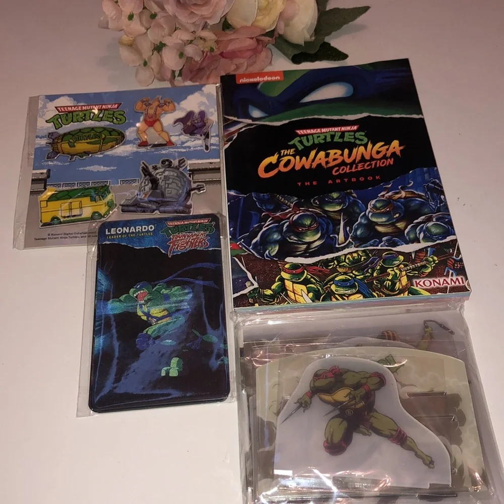 TMNT Cowabunga Collection Limited ARTBOOK ART BOOK Cards Pins and Access